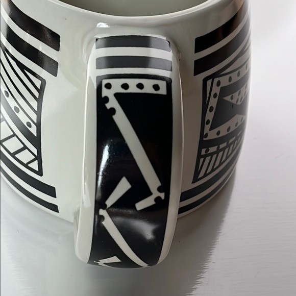 The Treasure Chest Las Cruces New Mexico Southwest mug 1998 No.3 Geometric Mug - Picture 3 of 12